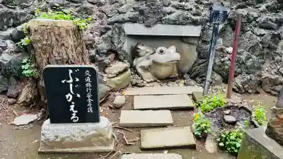 品川神社の像