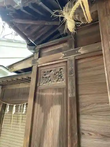 八幡神社の{uncategorized: "未分類", other: "その他", undefined: "問題あり", building: "その他建物", grave: "お墓", sacred_gate: "鳥居", guardian: "狛犬", statue: "像", buddha: "仏像", history: "歴史", nature: "自然", garden: "庭園", animal: "動物", pagoda: "塔", temizu: "手水舎", mountain_gate: "山門・神門", sanctuary: "本殿・本堂", subordinate: "末社・摂社", art: "芸術", scenery: "景色", jizo: "地蔵", ema: "絵馬", goshuin: "御朱印", omikuji: "おみくじ", items: "授与品その他", amulet: "お守り", goshuincho: "御朱印帳", eats: "食事", festival: "お祭り", votive_dance: "神楽", shichigosan: "七五三参", wedding: "結婚式", experience: "体験その他", initially: "初詣", around: "周辺", anti_infection: "感染症対策"}