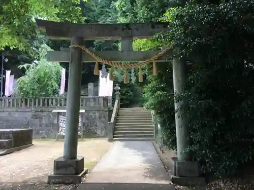 前玉神社の鳥居