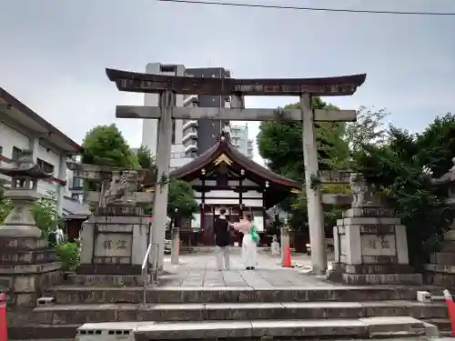 三輪神社の鳥居