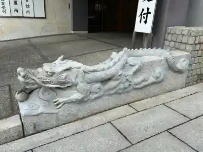 伊奈波神社の{uncategorized: "未分類", other: "その他", undefined: "問題あり", building: "その他建物", grave: "お墓", sacred_gate: "鳥居", guardian: "狛犬", statue: "像", buddha: "仏像", history: "歴史", nature: "自然", garden: "庭園", animal: "動物", pagoda: "塔", temizu: "手水舎", mountain_gate: "山門・神門", sanctuary: "本殿・本堂", subordinate: "末社・摂社", art: "芸術", scenery: "景色", jizo: "地蔵", ema: "絵馬", goshuin: "御朱印", omikuji: "おみくじ", items: "授与品その他", amulet: "お守り", goshuincho: "御朱印帳", eats: "食事", festival: "お祭り", votive_dance: "神楽", shichigosan: "七五三参", wedding: "結婚式", experience: "体験その他", initially: "初詣", around: "周辺", anti_infection: "感染症対策"}