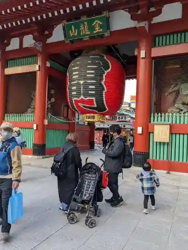 浅草寺の山門