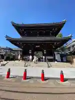 中山寺の山門・神門