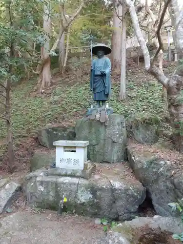 赤井嶽薬師 常福寺の像