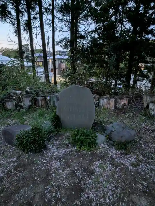 居多神社の{uncategorized: "未分類", other: "その他", undefined: "問題あり", building: "その他建物", grave: "お墓", sacred_gate: "鳥居", guardian: "狛犬", statue: "像", buddha: "仏像", history: "歴史", nature: "自然", garden: "庭園", animal: "動物", pagoda: "塔", temizu: "手水舎", mountain_gate: "山門・神門", sanctuary: "本殿・本堂", subordinate: "末社・摂社", art: "芸術", scenery: "景色", jizo: "地蔵", ema: "絵馬", goshuin: "御朱印", omikuji: "おみくじ", items: "授与品その他", amulet: "お守り", goshuincho: "御朱印帳", eats: "食事", festival: "お祭り", votive_dance: "神楽", shichigosan: "七五三参", wedding: "結婚式", experience: "体験その他", initially: "初詣", around: "周辺", anti_infection: "感染症対策"}