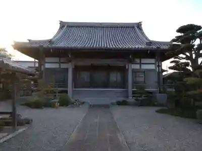 明照寺の本殿・本堂