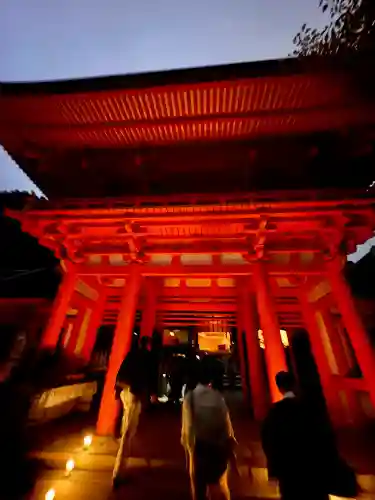 賀茂別雷神社（上賀茂神社）の山門・神門