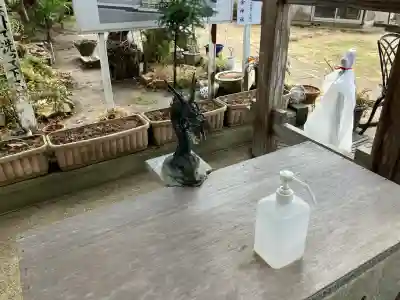 思金神社の{uncategorized: "未分類", other: "その他", undefined: "問題あり", building: "その他建物", grave: "お墓", sacred_gate: "鳥居", guardian: "狛犬", statue: "像", buddha: "仏像", history: "歴史", nature: "自然", garden: "庭園", animal: "動物", pagoda: "塔", temizu: "手水舎", mountain_gate: "山門・神門", sanctuary: "本殿・本堂", subordinate: "末社・摂社", art: "芸術", scenery: "景色", jizo: "地蔵", ema: "絵馬", goshuin: "御朱印", omikuji: "おみくじ", items: "授与品その他", amulet: "お守り", goshuincho: "御朱印帳", eats: "食事", festival: "お祭り", votive_dance: "神楽", shichigosan: "七五三参", wedding: "結婚式", experience: "体験その他", initially: "初詣", around: "周辺", anti_infection: "感染症対策"}