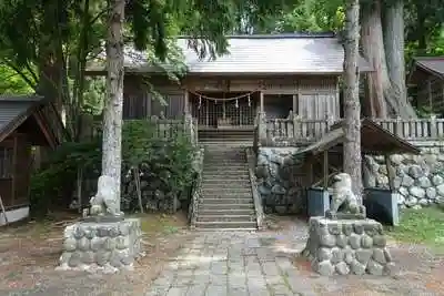 霧降宮諏訪神社の本殿