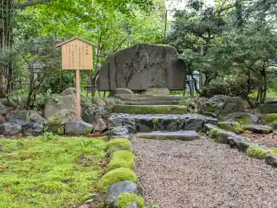 越中一宮 髙瀬神社の{uncategorized: "未分類", other: "その他", undefined: "問題あり", building: "その他建物", grave: "お墓", sacred_gate: "鳥居", guardian: "狛犬", statue: "像", buddha: "仏像", history: "歴史", nature: "自然", garden: "庭園", animal: "動物", pagoda: "塔", temizu: "手水舎", mountain_gate: "山門・神門", sanctuary: "本殿・本堂", subordinate: "末社・摂社", art: "芸術", scenery: "景色", jizo: "地蔵", ema: "絵馬", goshuin: "御朱印", omikuji: "おみくじ", items: "授与品その他", amulet: "お守り", goshuincho: "御朱印帳", eats: "食事", festival: "お祭り", votive_dance: "神楽", shichigosan: "七五三参", wedding: "結婚式", experience: "体験その他", initially: "初詣", around: "周辺", anti_infection: "感染症対策"}