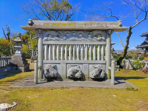 神明社（西川端）のその他建物