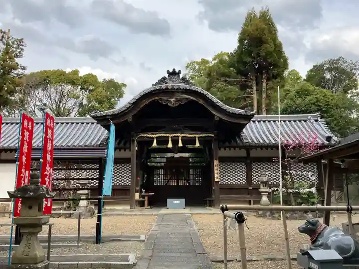 斑鳩神社の本殿・本堂