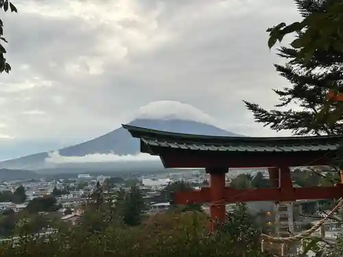 新倉富士浅間神社(山梨県)