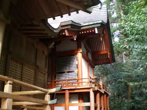 宇奈岐日女神社の本殿