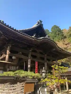 岡寺（龍蓋寺）の本殿・本堂