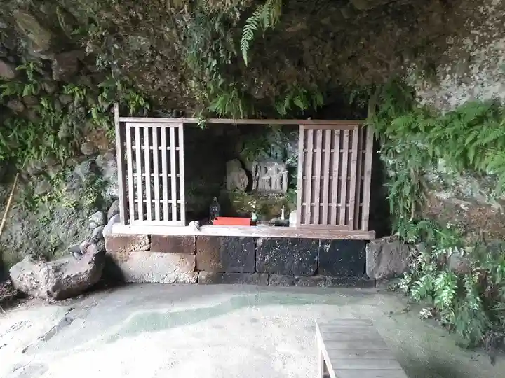 普賢洞(大分県)