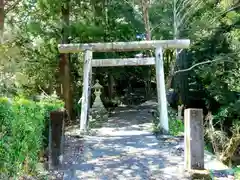 六所神社の鳥居