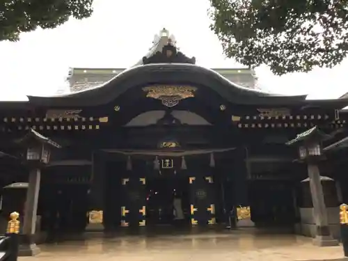 穴八幡宮の本殿・本堂