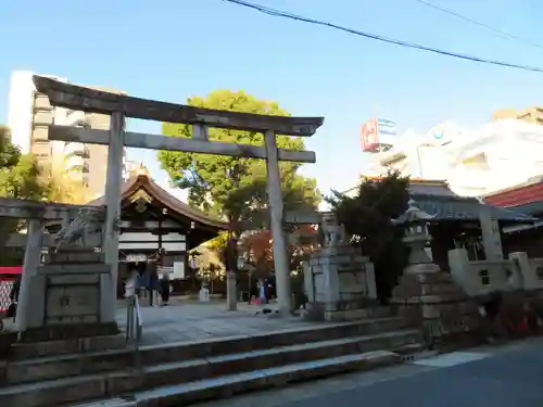 三輪神社の鳥居