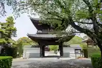 行福寺の山門・神門