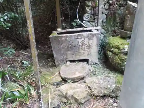 弘誓寺の手水舎