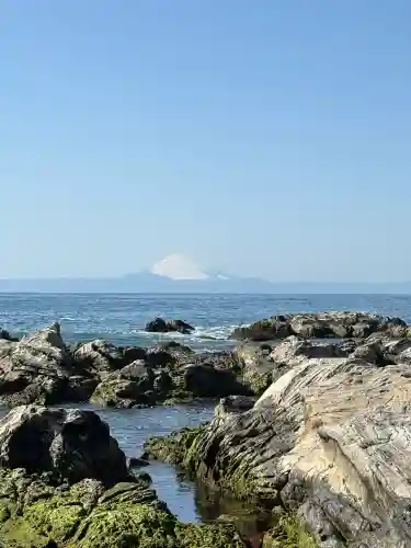 洲崎神社の{uncategorized: "未分類", other: "その他", undefined: "問題あり", building: "その他建物", grave: "お墓", sacred_gate: "鳥居", guardian: "狛犬", statue: "像", buddha: "仏像", history: "歴史", nature: "自然", garden: "庭園", animal: "動物", pagoda: "塔", temizu: "手水舎", mountain_gate: "山門・神門", sanctuary: "本殿・本堂", subordinate: "末社・摂社", art: "芸術", scenery: "景色", jizo: "地蔵", ema: "絵馬", goshuin: "御朱印", omikuji: "おみくじ", items: "授与品その他", amulet: "お守り", goshuincho: "御朱印帳", eats: "食事", festival: "お祭り", votive_dance: "神楽", shichigosan: "七五三参", wedding: "結婚式", experience: "体験その他", initially: "初詣", around: "周辺", anti_infection: "感染症対策"}