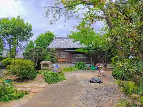屯倉社（下三宅）の本殿・本堂
