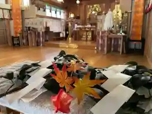 彌彦神社 (伊夜日子神社)の本殿・本堂(2023年09月07日(木) 09時38分21秒投稿)