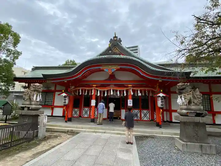 玉造稲荷神社の本殿・本堂
