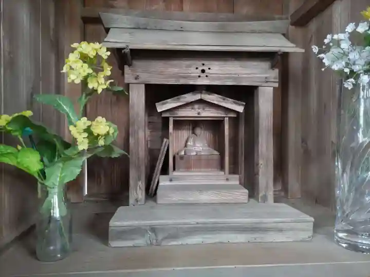 大師堂(龍泉寺境外仏堂)の像