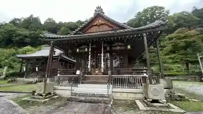 意冨布良神社の本殿