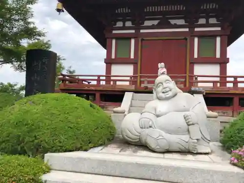 長慶寺の像