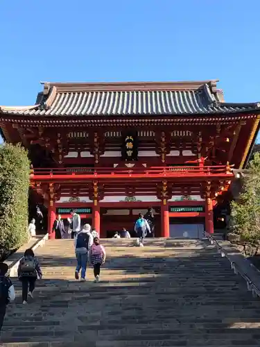 鶴岡八幡宮の山門・神門