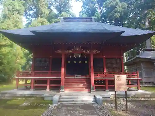 出羽神社(出羽三山神社)～三神合祭殿～の末社