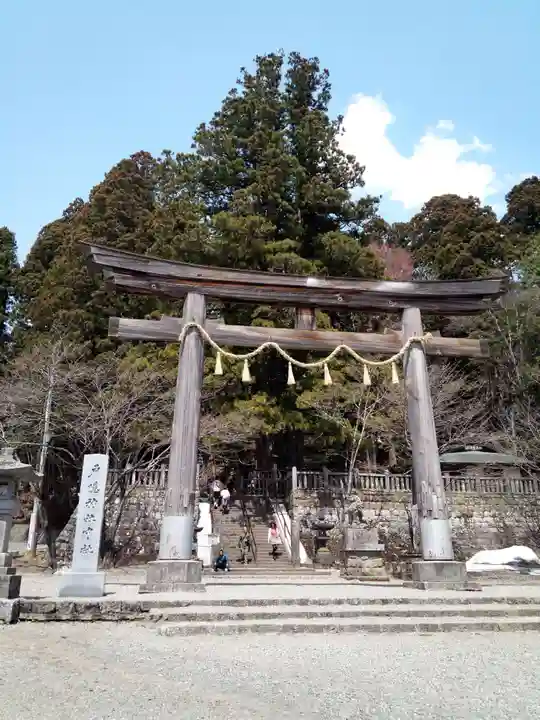 戸隠神社中社の鳥居