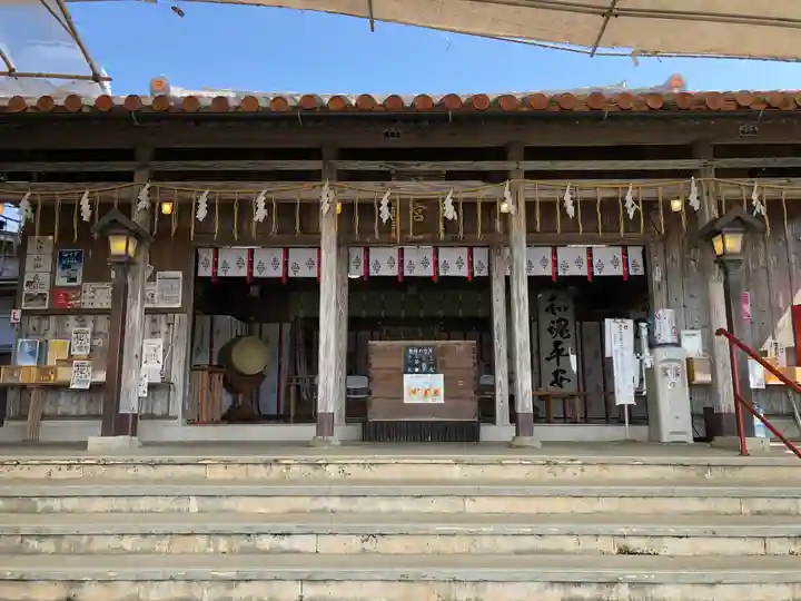 沖宮の本殿・本堂