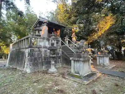 高徳神社の{uncategorized: "未分類", other: "その他", undefined: "問題あり", building: "その他建物", grave: "お墓", sacred_gate: "鳥居", guardian: "狛犬", statue: "像", buddha: "仏像", history: "歴史", nature: "自然", garden: "庭園", animal: "動物", pagoda: "塔", temizu: "手水舎", mountain_gate: "山門・神門", sanctuary: "本殿・本堂", subordinate: "末社・摂社", art: "芸術", scenery: "景色", jizo: "地蔵", ema: "絵馬", goshuin: "御朱印", omikuji: "おみくじ", items: "授与品その他", amulet: "お守り", goshuincho: "御朱印帳", eats: "食事", festival: "お祭り", votive_dance: "神楽", shichigosan: "七五三参", wedding: "結婚式", experience: "体験その他", initially: "初詣", around: "周辺", anti_infection: "感染症対策"}