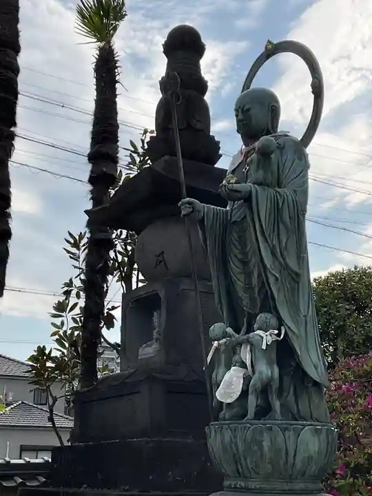 秋葉山圓通寺の地蔵