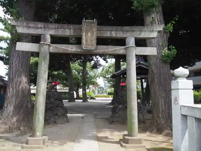 稲荷神社の鳥居