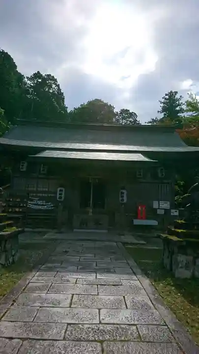 養父神社の本殿・本堂