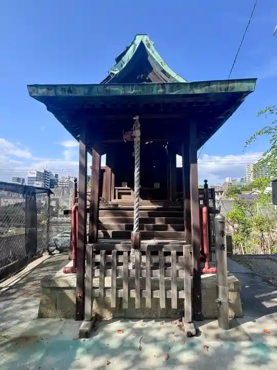 安居神社の{uncategorized: "未分類", other: "その他", undefined: "問題あり", building: "その他建物", grave: "お墓", sacred_gate: "鳥居", guardian: "狛犬", statue: "像", buddha: "仏像", history: "歴史", nature: "自然", garden: "庭園", animal: "動物", pagoda: "塔", temizu: "手水舎", mountain_gate: "山門・神門", sanctuary: "本殿・本堂", subordinate: "末社・摂社", art: "芸術", scenery: "景色", jizo: "地蔵", ema: "絵馬", goshuin: "御朱印", omikuji: "おみくじ", items: "授与品その他", amulet: "お守り", goshuincho: "御朱印帳", eats: "食事", festival: "お祭り", votive_dance: "神楽", shichigosan: "七五三参", wedding: "結婚式", experience: "体験その他", initially: "初詣", around: "周辺", anti_infection: "感染症対策"}