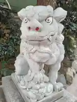 銀杏岡八幡神社の狛犬