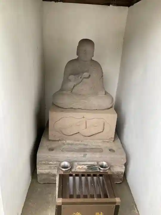 満福寺の像