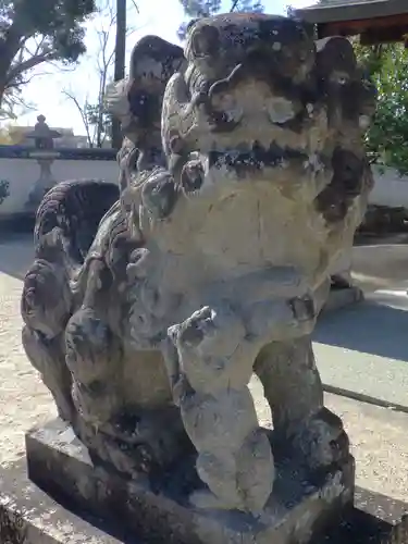 與杼神社の狛犬