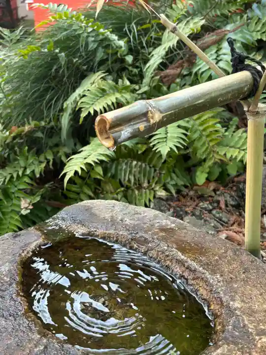 冠稲荷神社の{uncategorized: "未分類", other: "その他", undefined: "問題あり", building: "その他建物", grave: "お墓", sacred_gate: "鳥居", guardian: "狛犬", statue: "像", buddha: "仏像", history: "歴史", nature: "自然", garden: "庭園", animal: "動物", pagoda: "塔", temizu: "手水舎", mountain_gate: "山門・神門", sanctuary: "本殿・本堂", subordinate: "末社・摂社", art: "芸術", scenery: "景色", jizo: "地蔵", ema: "絵馬", goshuin: "御朱印", omikuji: "おみくじ", items: "授与品その他", amulet: "お守り", goshuincho: "御朱印帳", eats: "食事", festival: "お祭り", votive_dance: "神楽", shichigosan: "七五三参", wedding: "結婚式", experience: "体験その他", initially: "初詣", around: "周辺", anti_infection: "感染症対策"}