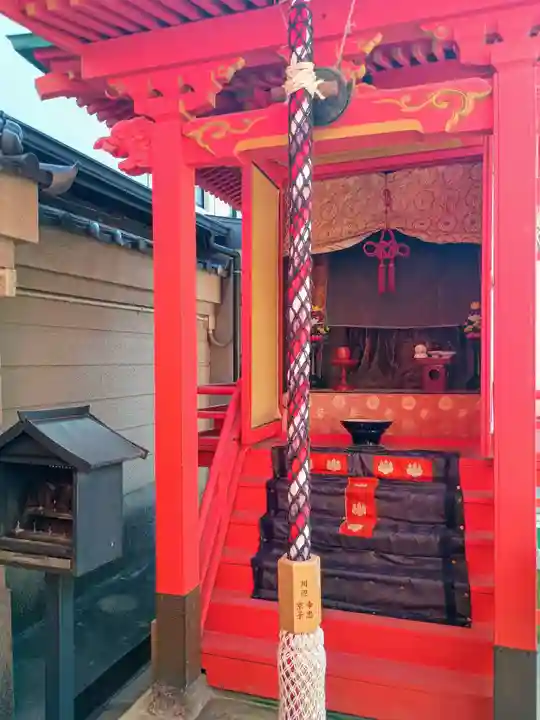 愛染堂勝鬘院の末社・摂社