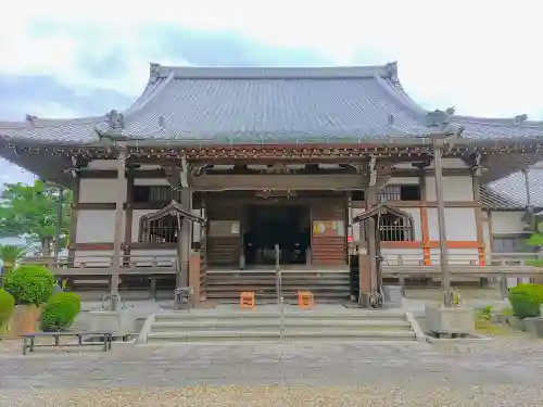 宝生寺の本殿