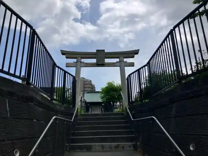 山王神社の{uncategorized: "未分類", other: "その他", undefined: "問題あり", building: "その他建物", grave: "お墓", sacred_gate: "鳥居", guardian: "狛犬", statue: "像", buddha: "仏像", history: "歴史", nature: "自然", garden: "庭園", animal: "動物", pagoda: "塔", temizu: "手水舎", mountain_gate: "山門・神門", sanctuary: "本殿・本堂", subordinate: "末社・摂社", art: "芸術", scenery: "景色", jizo: "地蔵", ema: "絵馬", goshuin: "御朱印", omikuji: "おみくじ", items: "授与品その他", amulet: "お守り", goshuincho: "御朱印帳", eats: "食事", festival: "お祭り", votive_dance: "神楽", shichigosan: "七五三参", wedding: "結婚式", experience: "体験その他", initially: "初詣", around: "周辺", anti_infection: "感染症対策"}
