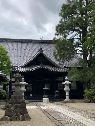輪王寺の本殿・本堂