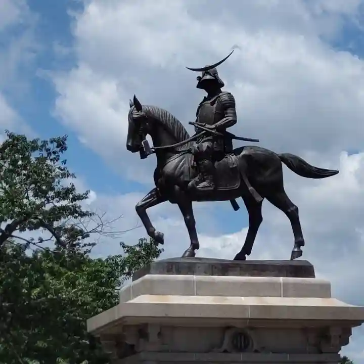 宮城縣護國神社の像